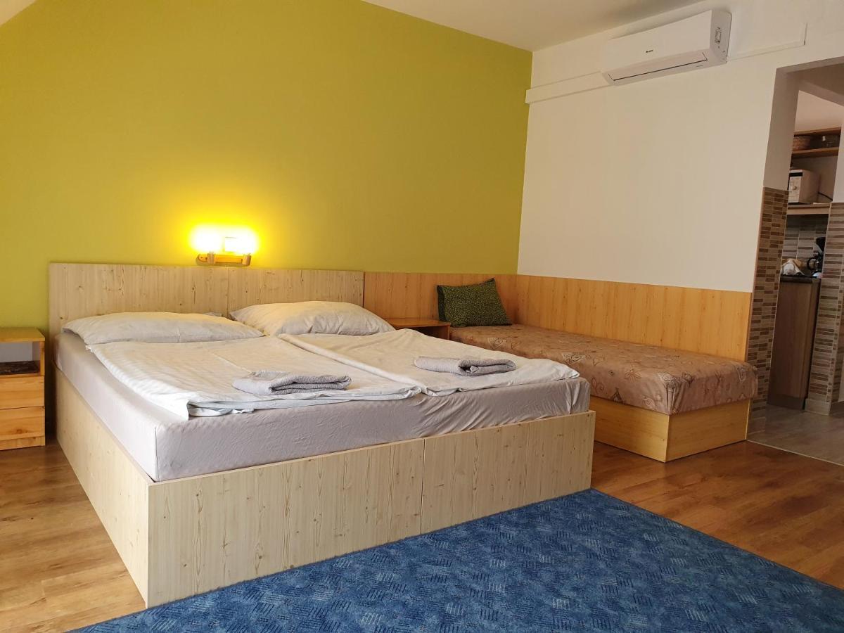 Laguna Apartmanhaz Хевиз Экстерьер фото